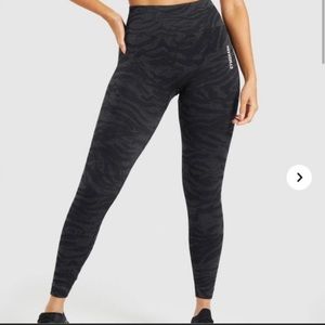 Gymshark adapt animal seamless legging, zebra print, small